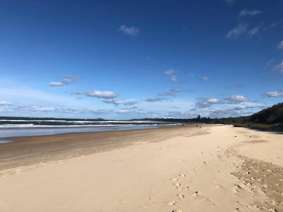 Cottage. 5min To Beach.pets