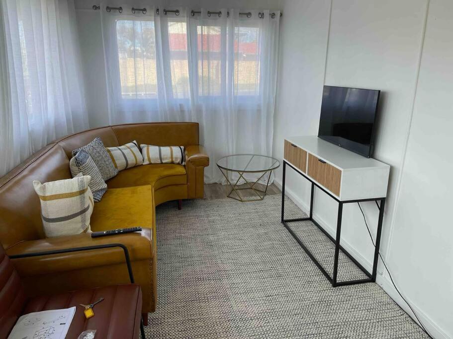 Cottage. 5min To Beach.pets Sawtell
